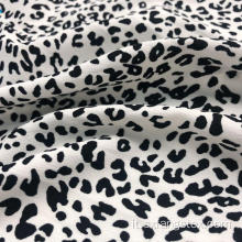 Tessuto da donna riciclato elasticizzato con stampa leopardata 100% poliestere